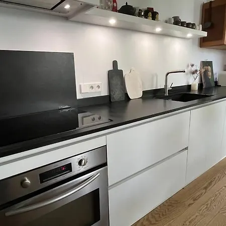 Comfortable And Spacious House In A Quiet Location *
